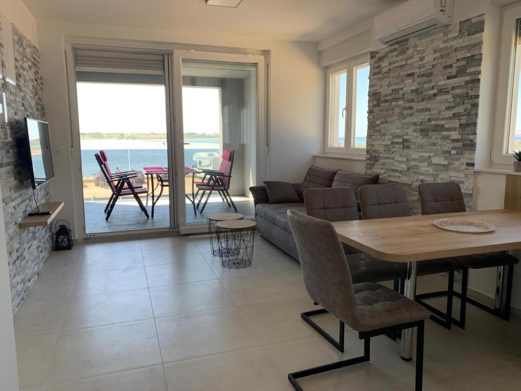 Apartmani Sunside Nin Zewnętrze zdjęcie